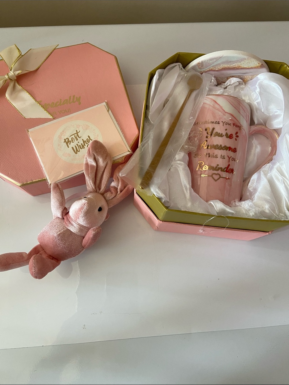 🆕 Giftable Pink Ceramic Gift Mug Set with Gold Spoon